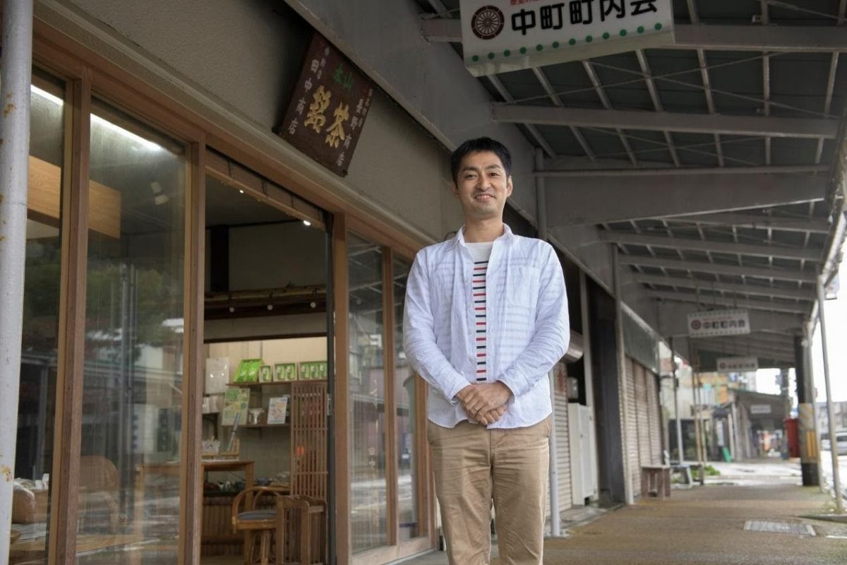 長岡で200年続く老舗お茶屋を継いだ元システムエンジニア。